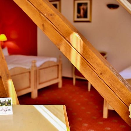 Hotel Saint-Hubert Hambach Экстерьер фото